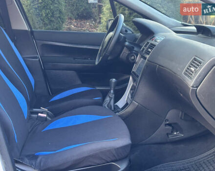 Сірий Пежо 307, об'ємом двигуна 1.4 л та пробігом 380 тис. км за 2999 $, фото 65 на Automoto.ua