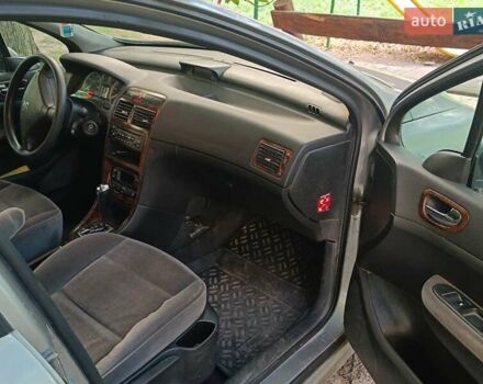 Серый Пежо 307, объемом двигателя 2 л и пробегом 260 тыс. км за 3500 $, фото 2 на Automoto.ua