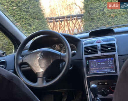 Сірий Пежо 307, об'ємом двигуна 1.4 л та пробігом 380 тис. км за 2999 $, фото 57 на Automoto.ua