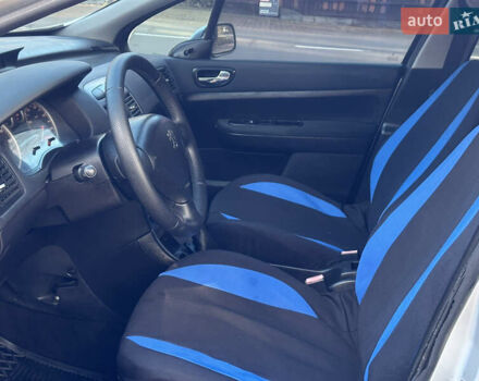 Сірий Пежо 307, об'ємом двигуна 1.4 л та пробігом 380 тис. км за 2999 $, фото 60 на Automoto.ua