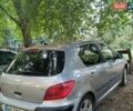 Серый Пежо 307, объемом двигателя 2 л и пробегом 260 тыс. км за 3500 $, фото 7 на Automoto.ua