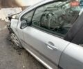 Серый Пежо 307, объемом двигателя 1.6 л и пробегом 200 тыс. км за 800 $, фото 4 на Automoto.ua