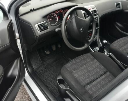 Сірий Пежо 307, об'ємом двигуна 1.6 л та пробігом 300 тис. км за 2800 $, фото 2 на Automoto.ua