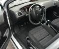 Сірий Пежо 307, об'ємом двигуна 1.6 л та пробігом 300 тис. км за 2800 $, фото 2 на Automoto.ua