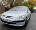 Сірий Пежо 307, об'ємом двигуна 1.6 л та пробігом 300 тис. км за 2800 $, фото 1 на Automoto.ua