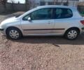 Сірий Пежо 307, об'ємом двигуна 2 л та пробігом 267 тис. км за 3700 $, фото 7 на Automoto.ua