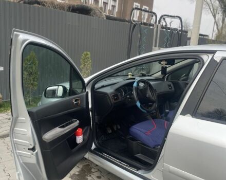 Серый Пежо 307, объемом двигателя 1.6 л и пробегом 2 тыс. км за 3400 $, фото 5 на Automoto.ua