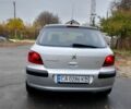 Сірий Пежо 307, об'ємом двигуна 1.6 л та пробігом 300 тис. км за 2800 $, фото 7 на Automoto.ua