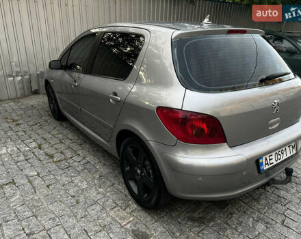Сірий Пежо 307, об'ємом двигуна 2 л та пробігом 266 тис. км за 4700 $, фото 6 на Automoto.ua
