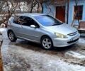Сірий Пежо 307, об'ємом двигуна 2 л та пробігом 450 тис. км за 3300 $, фото 1 на Automoto.ua