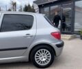 Сірий Пежо 307, об'ємом двигуна 1.6 л та пробігом 276 тис. км за 4290 $, фото 7 на Automoto.ua