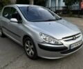 Серый Пежо 307, объемом двигателя 1.59 л и пробегом 407 тыс. км за 2000 $, фото 3 на Automoto.ua