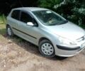 Серый Пежо 307, объемом двигателя 1.4 л и пробегом 228 тыс. км за 2800 $, фото 1 на Automoto.ua