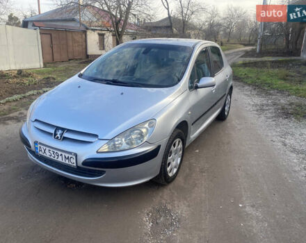 Серый Пежо 307, объемом двигателя 1.4 л и пробегом 200 тыс. км за 2950 $, фото 6 на Automoto.ua
