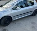 Серый Пежо 307, объемом двигателя 1.4 л и пробегом 258 тыс. км за 3800 $, фото 11 на Automoto.ua