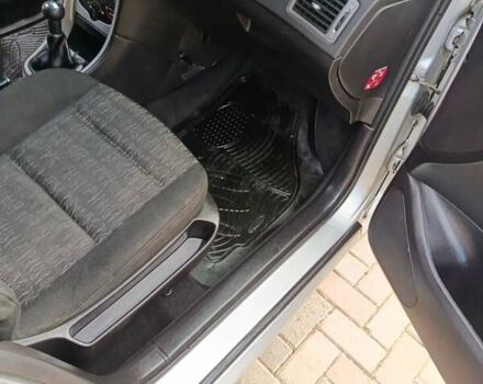 Сірий Пежо 307, об'ємом двигуна 1.4 л та пробігом 360 тис. км за 3700 $, фото 36 на Automoto.ua