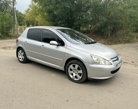Серый Пежо 307, объемом двигателя 2 л и пробегом 300 тыс. км за 3700 $, фото 3 на Automoto.ua