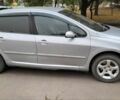 Серый Пежо 307, объемом двигателя 1.6 л и пробегом 288 тыс. км за 4000 $, фото 1 на Automoto.ua