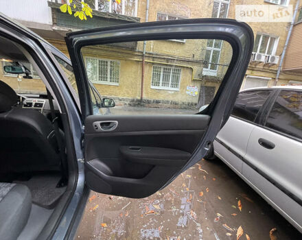 Сірий Пежо 307, об'ємом двигуна 1.6 л та пробігом 198 тис. км за 4500 $, фото 26 на Automoto.ua