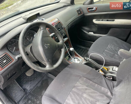 Сірий Пежо 307, об'ємом двигуна 2 л та пробігом 287 тис. км за 3300 $, фото 4 на Automoto.ua