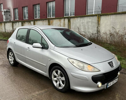 Сірий Пежо 307, об'ємом двигуна 2 л та пробігом 337 тис. км за 3300 $, фото 4 на Automoto.ua