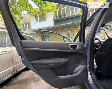 Сірий Пежо 307, об'ємом двигуна 1.6 л та пробігом 198 тис. км за 4500 $, фото 24 на Automoto.ua