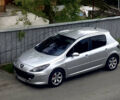 Сірий Пежо 307, об'ємом двигуна 2 л та пробігом 403 тис. км за 3400 $, фото 1 на Automoto.ua