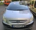 Серый Пежо 307, объемом двигателя 1.36 л и пробегом 220 тыс. км за 3600 $, фото 2 на Automoto.ua