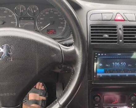 Серый Пежо 307, объемом двигателя 1.99 л и пробегом 260 тыс. км за 4200 $, фото 7 на Automoto.ua