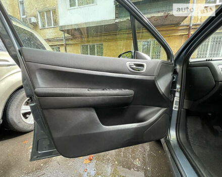 Сірий Пежо 307, об'ємом двигуна 1.6 л та пробігом 198 тис. км за 4500 $, фото 23 на Automoto.ua