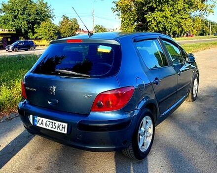 Серый Пежо 307, объемом двигателя 1.6 л и пробегом 229 тыс. км за 4300 $, фото 3 на Automoto.ua