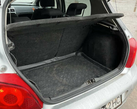 Сірий Пежо 307, об'ємом двигуна 2 л та пробігом 337 тис. км за 3300 $, фото 27 на Automoto.ua