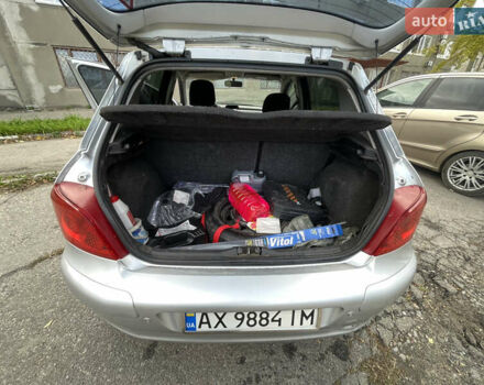 Сірий Пежо 307, об'ємом двигуна 2 л та пробігом 287 тис. км за 3300 $, фото 5 на Automoto.ua