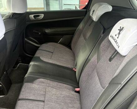 Серый Пежо 307, объемом двигателя 2 л и пробегом 180 тыс. км за 5300 $, фото 6 на Automoto.ua