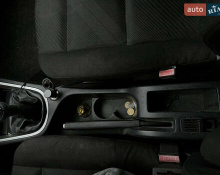 Сірий Пежо 307, об'ємом двигуна 2 л та пробігом 337 тис. км за 3300 $, фото 14 на Automoto.ua