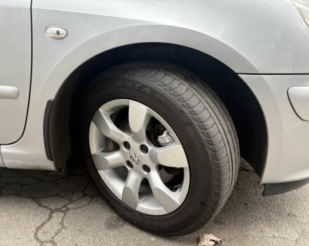 Серый Пежо 307, объемом двигателя 2 л и пробегом 180 тыс. км за 5300 $, фото 7 на Automoto.ua