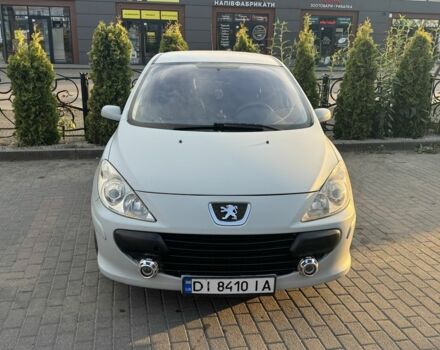 Серый Пежо 307, объемом двигателя 2 л и пробегом 254 тыс. км за 3500 $, фото 1 на Automoto.ua