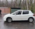 Сірий Пежо 307, об'ємом двигуна 2 л та пробігом 275 тис. км за 3500 $, фото 1 на Automoto.ua