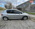 Сірий Пежо 307, об'ємом двигуна 2 л та пробігом 287 тис. км за 3300 $, фото 1 на Automoto.ua