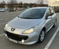 Серый Пежо 307, объемом двигателя 2 л и пробегом 337 тыс. км за 2999 $, фото 1 на Automoto.ua
