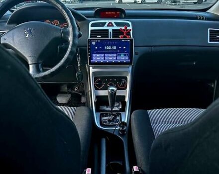 Сірий Пежо 307, об'ємом двигуна 1.59 л та пробігом 164 тис. км за 5250 $, фото 14 на Automoto.ua