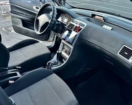 Сірий Пежо 307, об'ємом двигуна 1.59 л та пробігом 164 тис. км за 5250 $, фото 26 на Automoto.ua