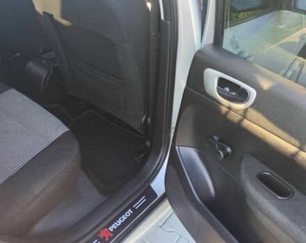 Серый Пежо 307, объемом двигателя 1.6 л и пробегом 241 тыс. км за 4200 $, фото 5 на Automoto.ua