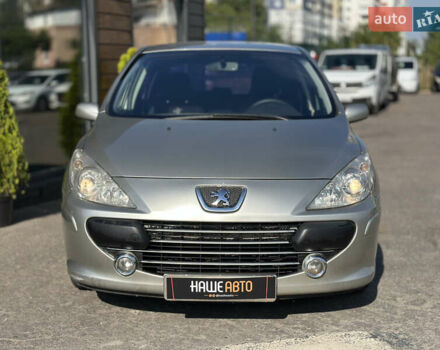 Сірий Пежо 307, об'ємом двигуна 2 л та пробігом 210 тис. км за 4500 $, фото 6 на Automoto.ua
