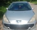 Серый Пежо 307, объемом двигателя 0 л и пробегом 144 тыс. км за 4200 $, фото 2 на Automoto.ua