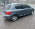 Серый Пежо 307, объемом двигателя 1.6 л и пробегом 244 тыс. км за 5600 $, фото 1 на Automoto.ua