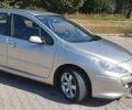 Серый Пежо 307, объемом двигателя 2 л и пробегом 174 тыс. км за 4600 $, фото 6 на Automoto.ua