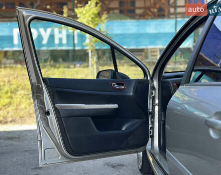Сірий Пежо 307, об'ємом двигуна 2 л та пробігом 210 тис. км за 4500 $, фото 26 на Automoto.ua