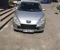 Серый Пежо 307, объемом двигателя 1.6 л и пробегом 195 тыс. км за 2800 $, фото 1 на Automoto.ua