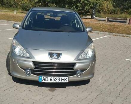 Серый Пежо 307, объемом двигателя 2 л и пробегом 174 тыс. км за 4600 $, фото 7 на Automoto.ua